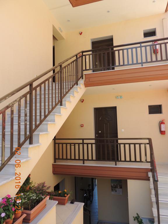 Malamatenia House Sarti Buitenkant foto